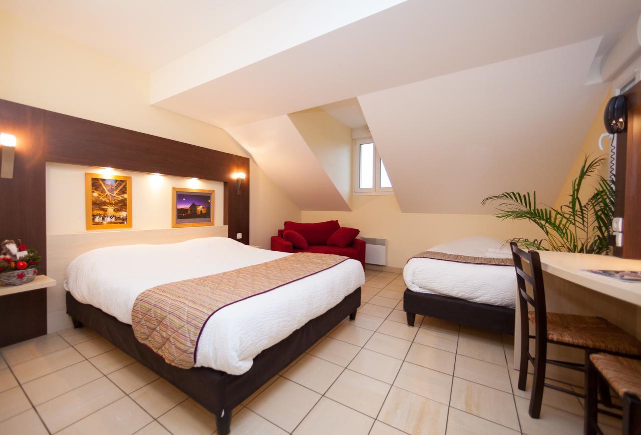 Logis Jum'Hotel Saints-Geosmes Luaran gambar